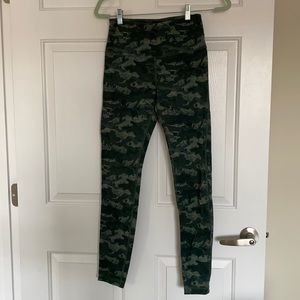REEBOK camo high waisted workout pants, size small